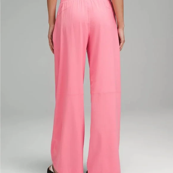 Lululemon Swift !NWT SOLD OUT! Wide Leg Mid Rise Pant sz 10 Sakura Pink - Picture 5 of 9
